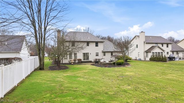 2031 Celestial Drive NE, Warren, OH 44484