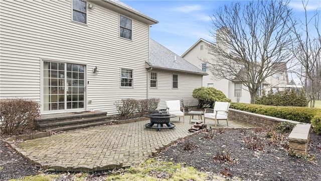 2031 Celestial Drive NE, Warren, OH 44484