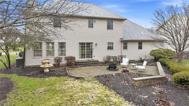 2031 Celestial Drive NE, Warren, OH 44484