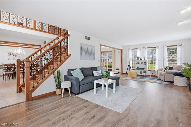 2031 Celestial Drive NE, Warren, OH 44484