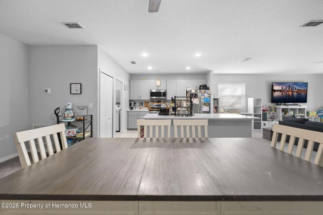 15439 Mount Sparrow Road, Weeki Wachee, FL 34614