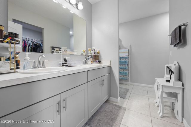 15439 Mount Sparrow Road, Weeki Wachee, FL 34614