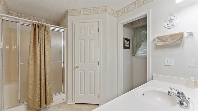 6 Byron Lane, Bella Vista, AR 72714