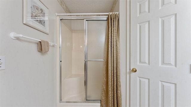 6 Byron Lane, Bella Vista, AR 72714