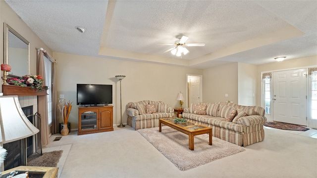 6 Byron Lane, Bella Vista, AR 72714