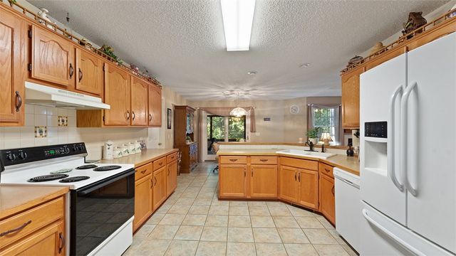 6 Byron Lane, Bella Vista, AR 72714