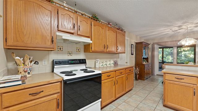 6 Byron Lane, Bella Vista, AR 72714