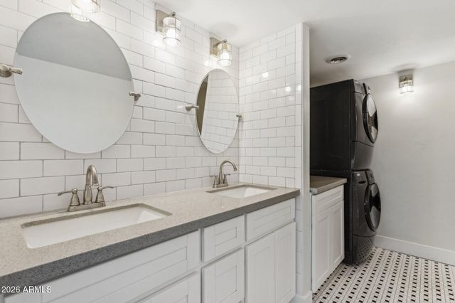 4142 E CALLE REDONDA -- 62, Phoenix, AZ 85018