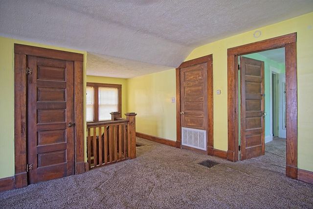 120 N Clark Street, Everton, MO 65646