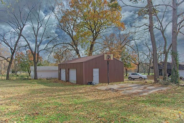 120 N Clark Street, Everton, MO 65646