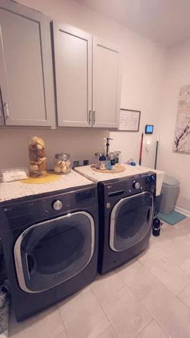 3722 Park Creek Lane, Canton, MI 48188