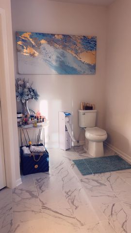 3722 Park Creek Lane, Canton, MI 48188