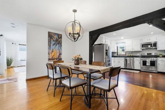 78 Jackson Ave, Dracut, MA 01826
