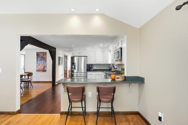 78 Jackson Ave, Dracut, MA 01826