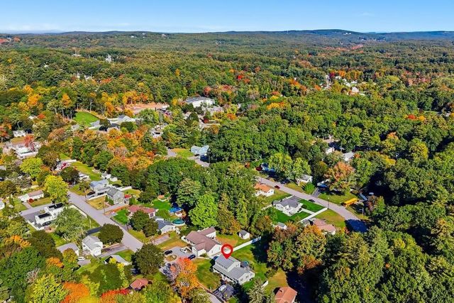78 Jackson Ave, Dracut, MA 01826
