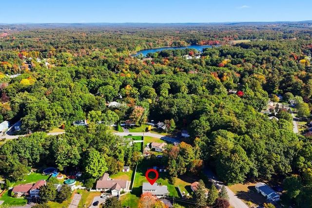 78 Jackson Ave, Dracut, MA 01826
