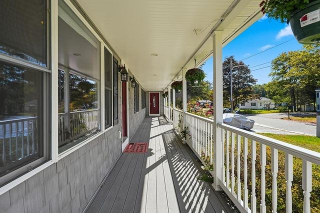78 Jackson Ave, Dracut, MA 01826