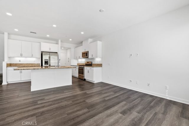 20 Savannah, Lake Forest, CA 92630