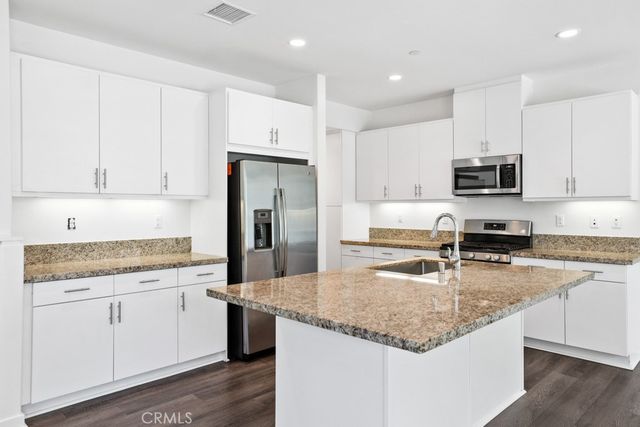 20 Savannah, Lake Forest, CA 92630