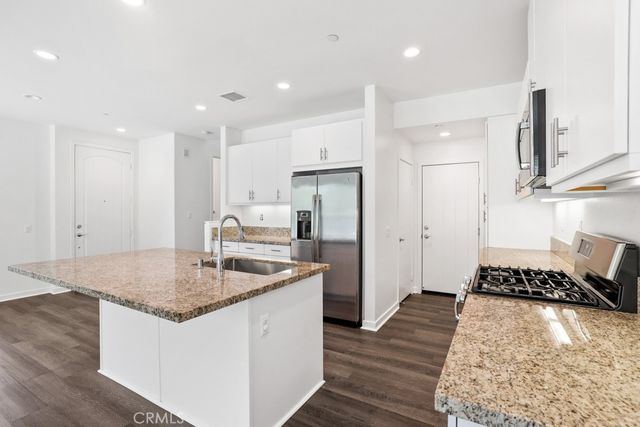 20 Savannah, Lake Forest, CA 92630