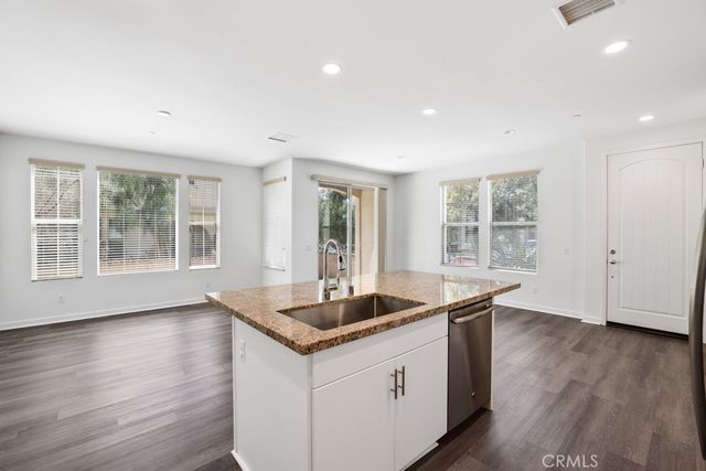 20 Savannah, Lake Forest, CA 92630