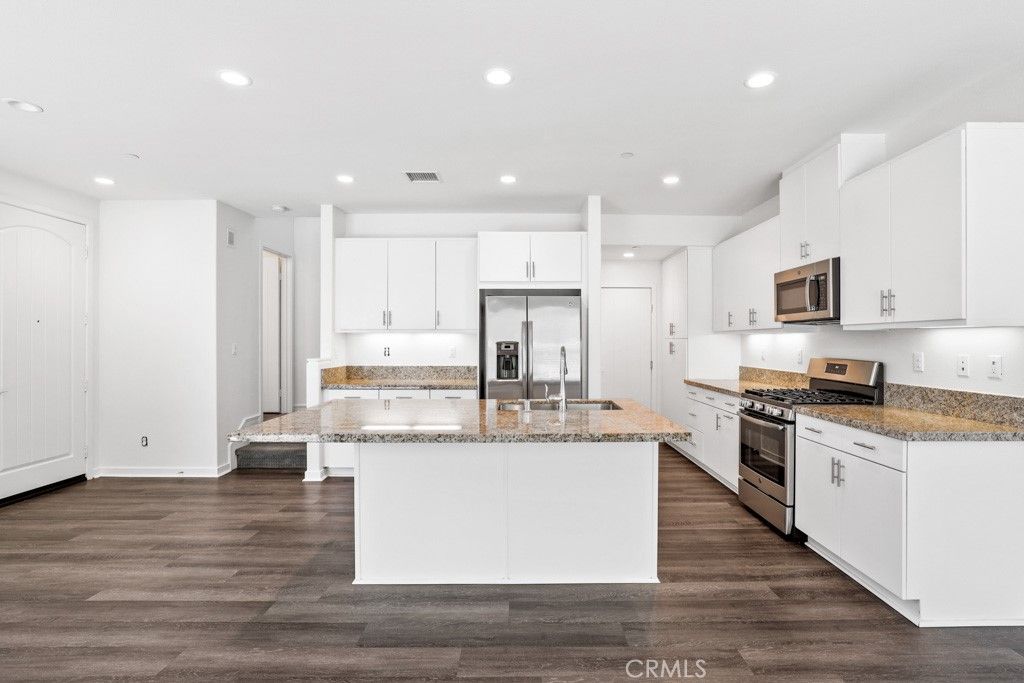 20 Savannah, Lake Forest, CA 92630