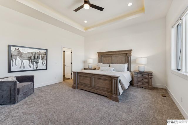 20542 Hartman Avenue, Elkhorn, NE 68022