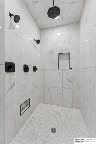 20542 Hartman Avenue, Elkhorn, NE 68022