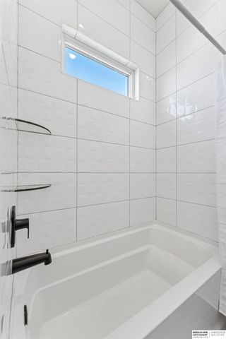 20542 Hartman Avenue, Elkhorn, NE 68022