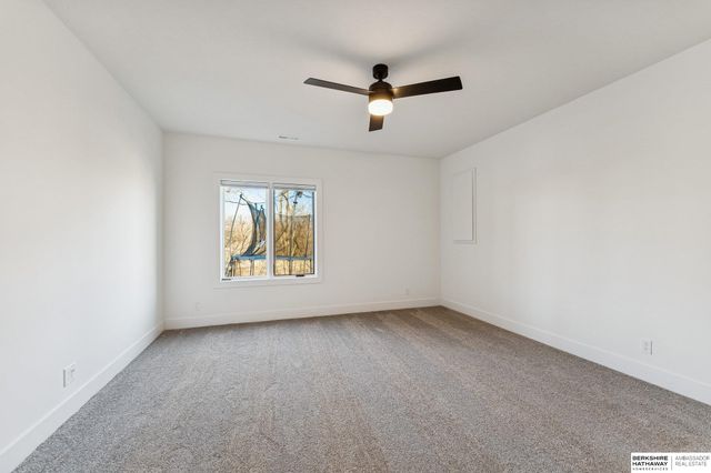 20542 Hartman Avenue, Elkhorn, NE 68022