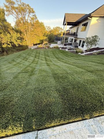 20542 Hartman Avenue, Elkhorn, NE 68022