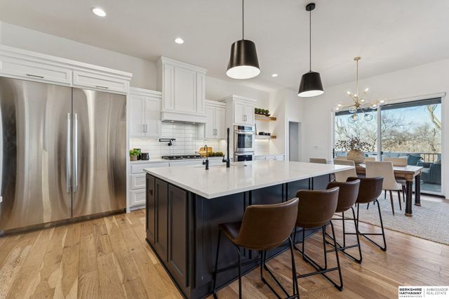 20542 Hartman Avenue, Elkhorn, NE 68022