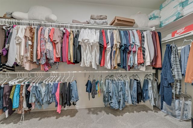 723 Creekstone Drive, Cedar Hill, TX 75104