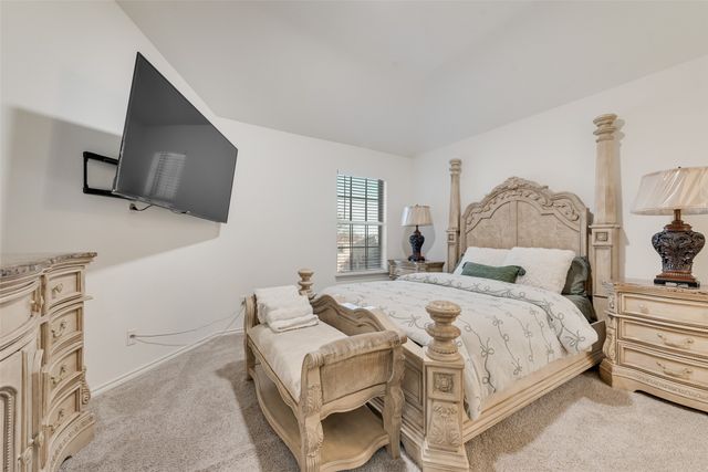 723 Creekstone Drive, Cedar Hill, TX 75104