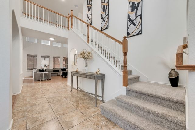 723 Creekstone Drive, Cedar Hill, TX 75104