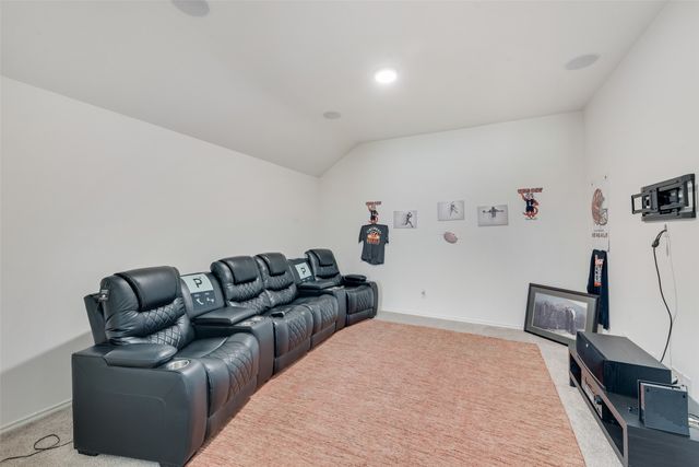 723 Creekstone Drive, Cedar Hill, TX 75104