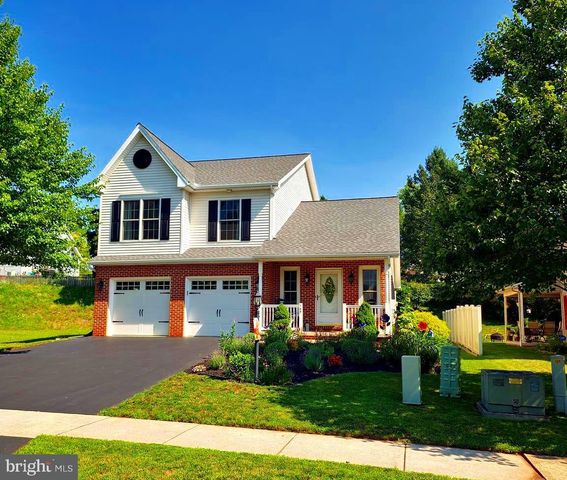 145 LAKESIDE DR, Lewisberry, PA 17339