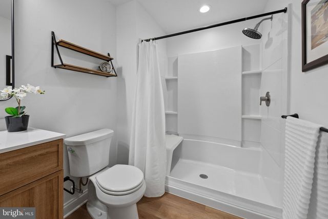 145 LAKESIDE DR, Lewisberry, PA 17339
