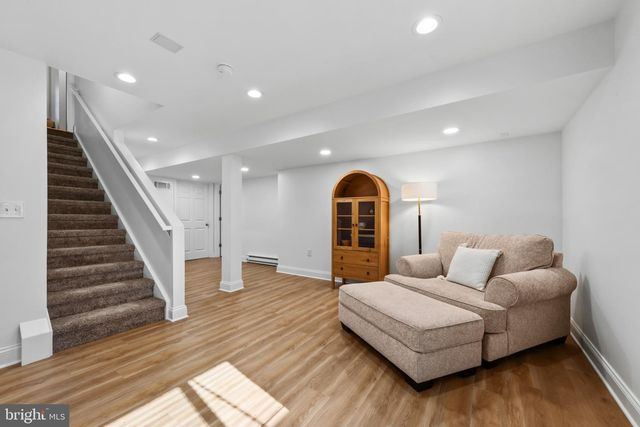 145 LAKESIDE DR, Lewisberry, PA 17339
