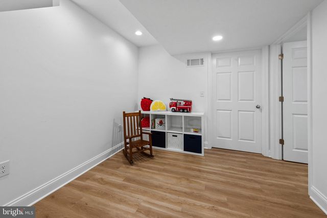 145 LAKESIDE DR, Lewisberry, PA 17339