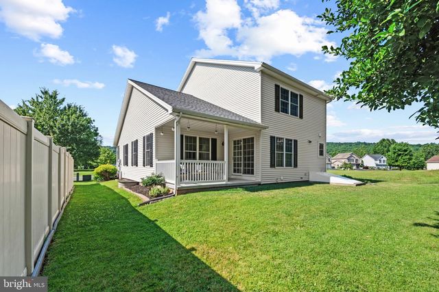 145 LAKESIDE DR, Lewisberry, PA 17339