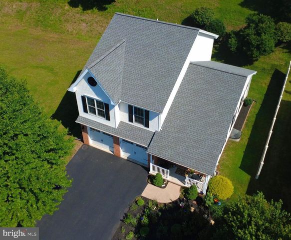 145 LAKESIDE DR, Lewisberry, PA 17339
