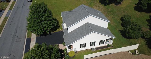 145 LAKESIDE DR, Lewisberry, PA 17339