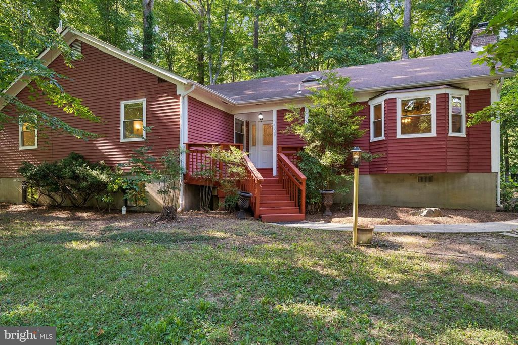 16320 LEA DR, Bowie, MD 20715