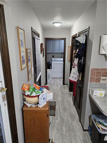 3405 S Crysler Avenue, Independence, MO 64055