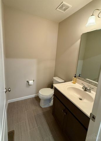 7001 E Quellin Blvd, Maineville, OH 45039