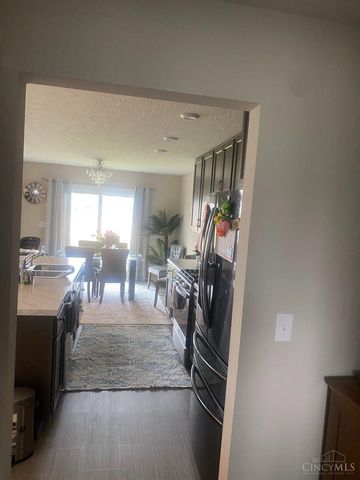 7001 E Quellin Blvd, Maineville, OH 45039