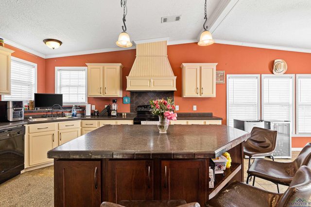 403 Holloway, Big Sandy, TX 75755