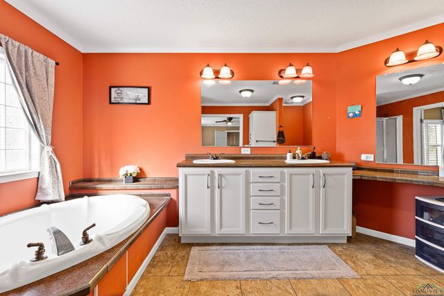 403 Holloway, Big Sandy, TX 75755