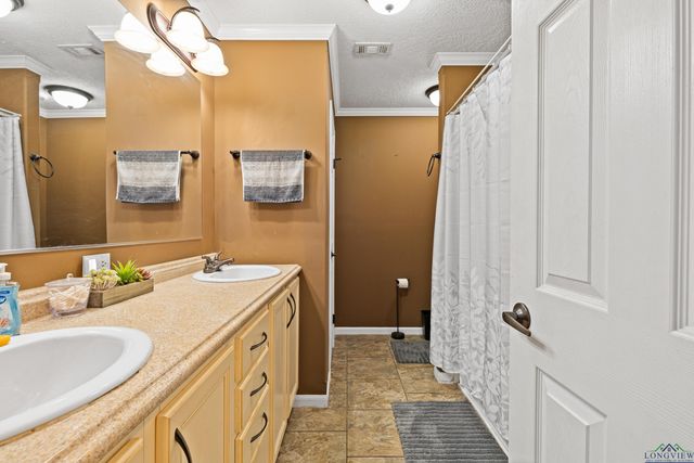 403 Holloway, Big Sandy, TX 75755